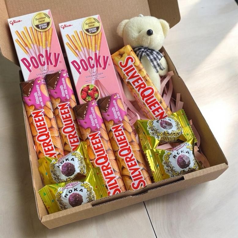 

GF21 HAMPERS SPECIAL COKLAT SILVERQUEEN HAMPERS VALENTINE KADO PACAR GIFT BOX COKLAT Hemat