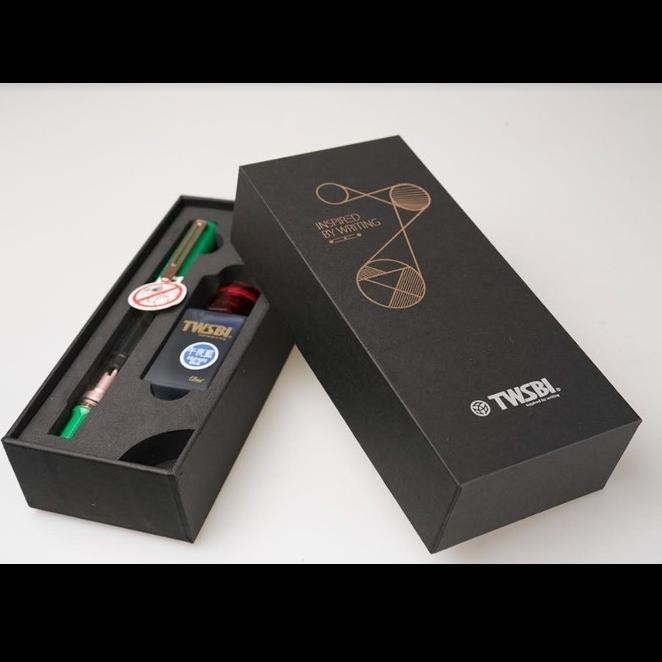 

TWSBI ECO-T ROYAL JADE ROSEGOLD FOUNTAIN PEN WTIH MIDNIGHT BLUE INK