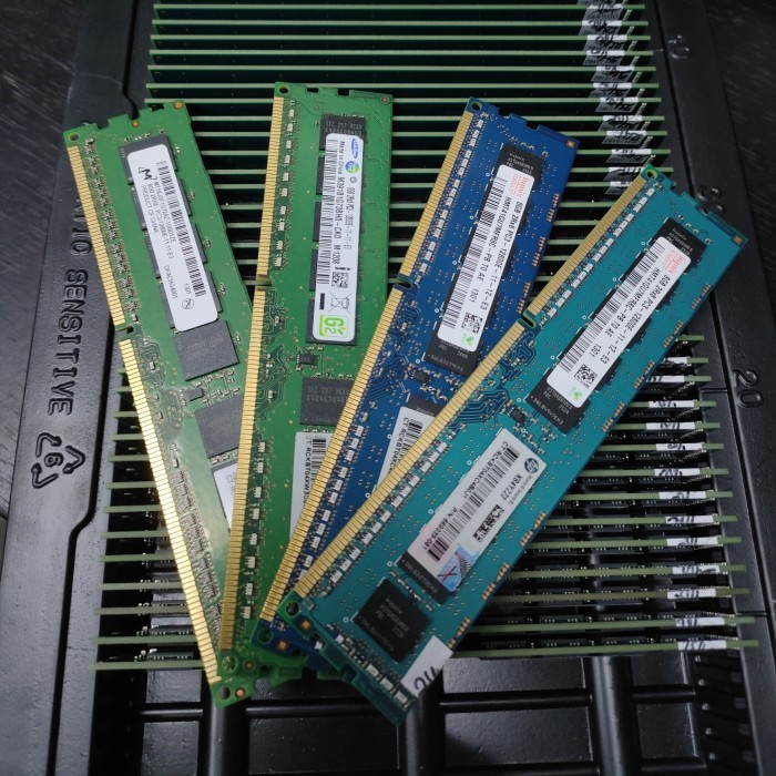 Jual MEMORY RAM DDR3 8GB ECC UDIMM PC 12800E/1600MHZ FOR XEON ECC UDIMM