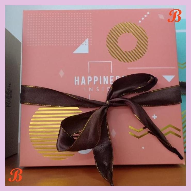 

| VRB | CAKE BOX RIBON PINK 22X22