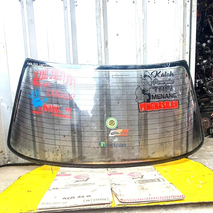 KACA BELAKANG NISSAN SUNNY B13