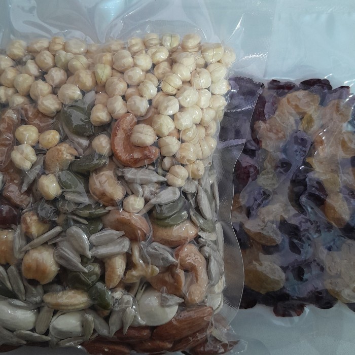 

BARANG TERLARIS Mix Nut Roasted Isi 10 macam kemasan 1kg