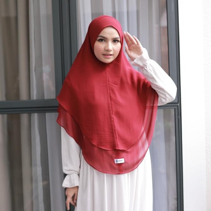 Spesial Hijab Ellysha 2In1 Nazeera Slimmy Hijab Syari Maroon