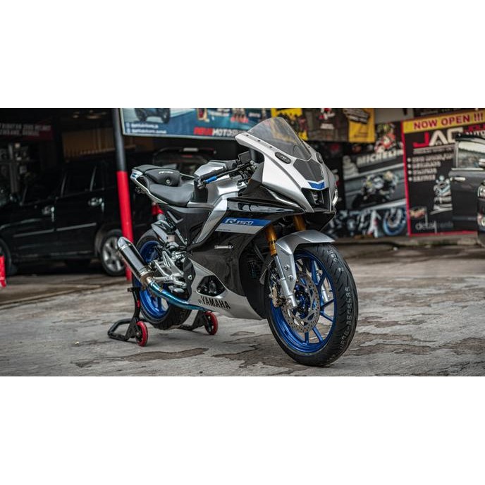 Spesial Akrapovic Carbon Fullsystem Yamaha R15V4 / R15M / R15V3