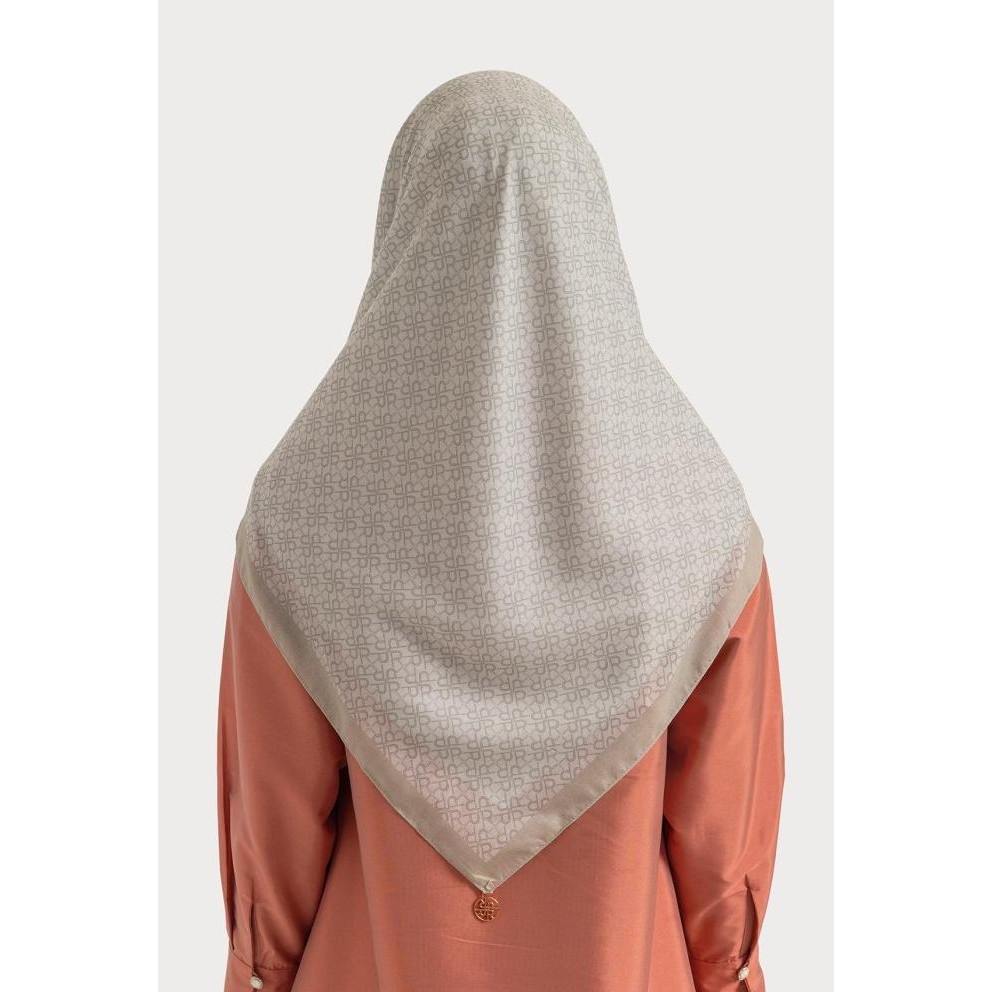 Diskon Scarf - Ziyana Monogram Scarf - Riamiranda