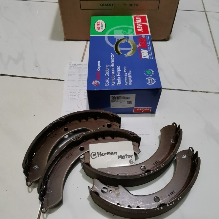 Kampas Rem belakang Shoe TDW akebono Rush Terios 2006-2017 Original