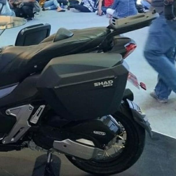 Side Box Sh23 Honda Adv 150 Pnp