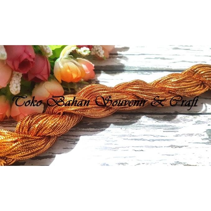 Buruan serbu] tali souvenir metalik gold / emas-- 1 ikat/ ulir
