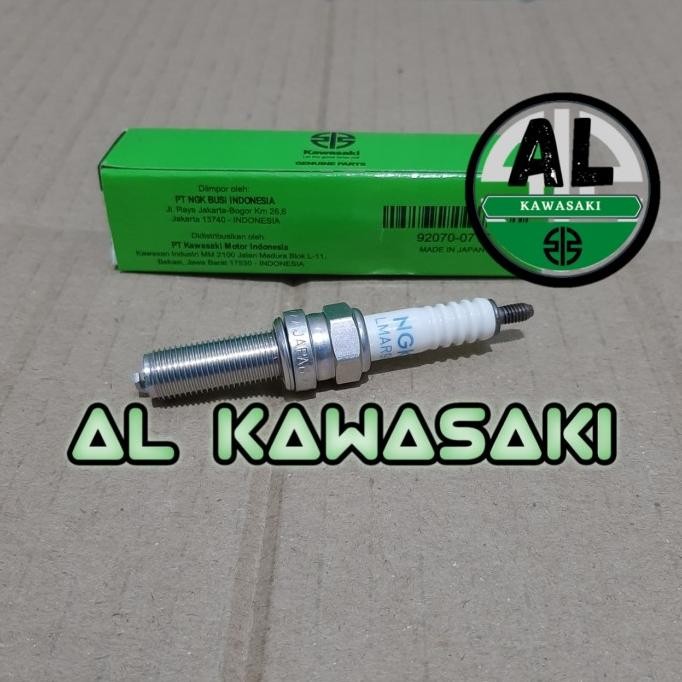 busi NGK LMAR9G kawasaki zx25r zx25 zx-25r original