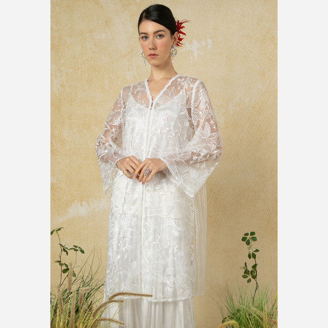 Zalia Maharani Lace Tunic Top Wanita