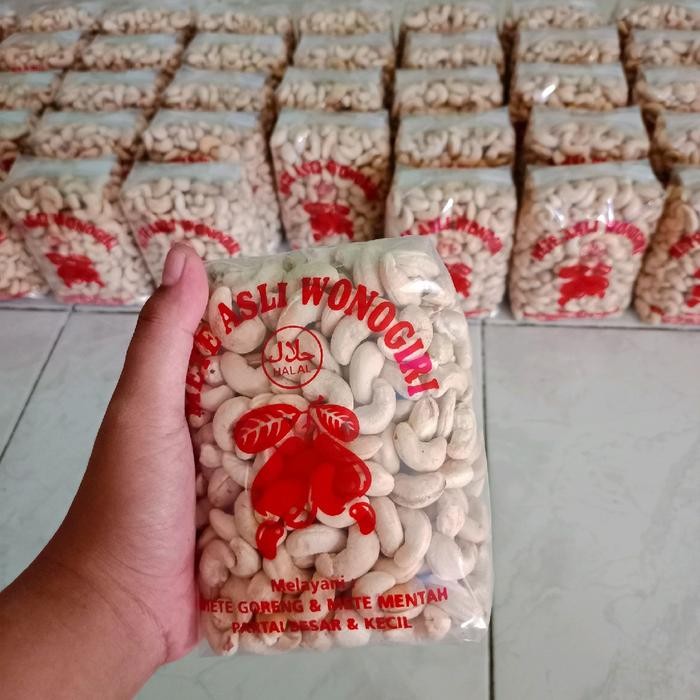 

kacang mete mentah fresh Mente