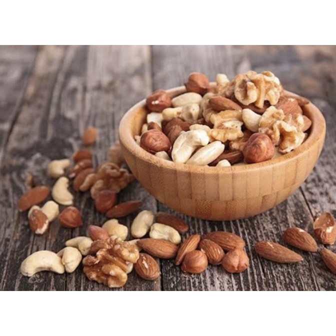 

Mix Nut 500 gr/ Roasted mix nut ( Hazelnut, Walnut, Almond, Mede, Berkualitas