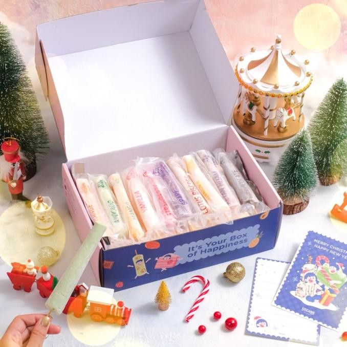 

STICKME Christmas Hampers