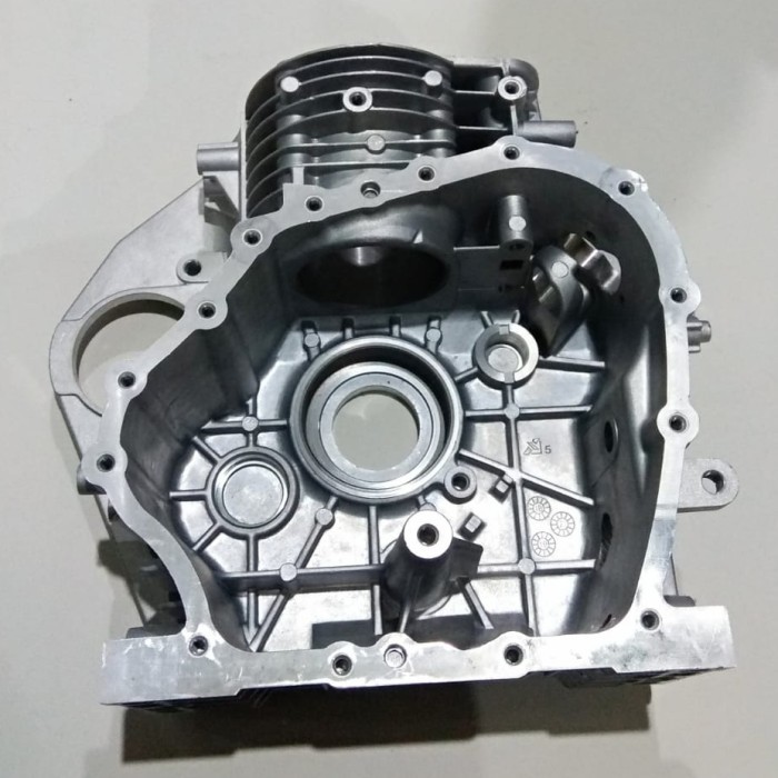 Terhemat 170F Blok / Crankcase Blok Mesin Untuk Engine Kama / Kipor Type 170F