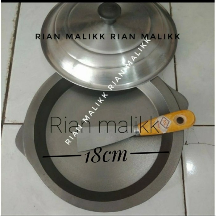 

BEST SELLER LOYANG MARTABAK MANIS DIAMETER 18 CM BAHAN BESI COOR +TUTUP