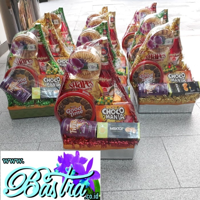 

Parcel Lebaran/Parcel Cookies/Parcel Kue/Parcel Makanan/ Parcel Custom