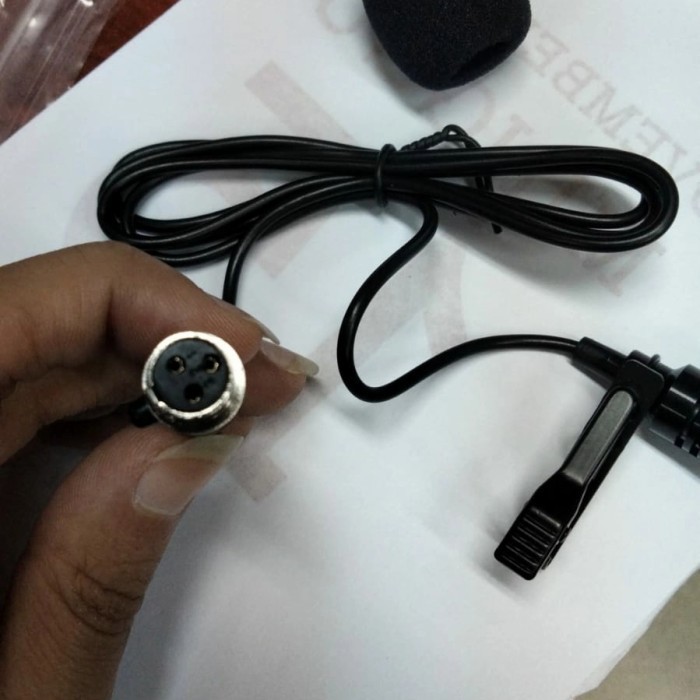 Mic Jepit/Clip on kabel jack colokan kaki lubang pin 3 -- wrn hitam