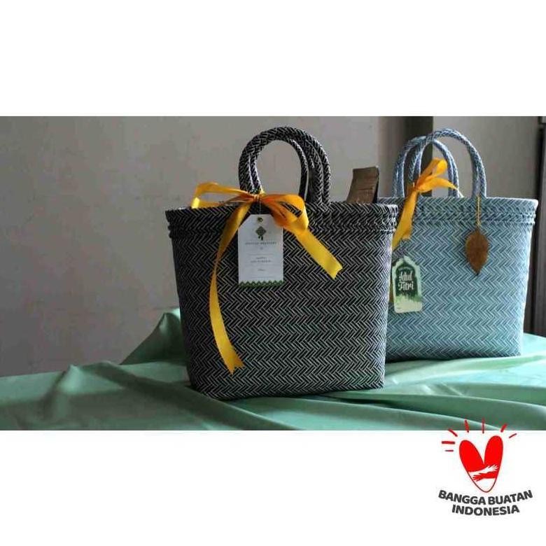 

Paket Platinum Hampers Lebaran 2021
