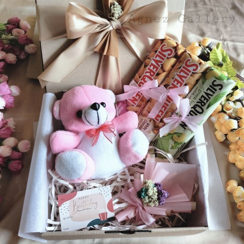 

BIG PROMO Hampers Coklat Snack Box / Kado Valentine Ulang Tahun Wisuda Natal / Souvenir Ulang Tahun