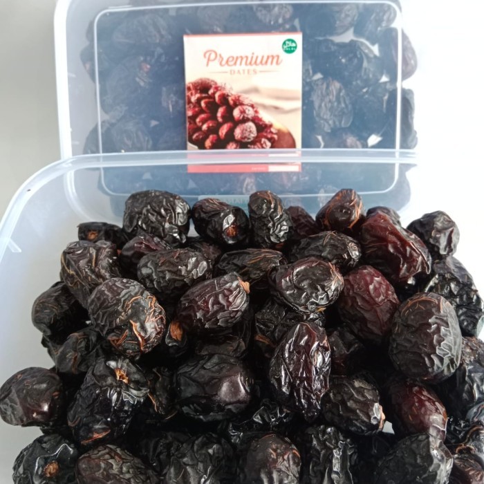 

KURMA AJWA MADINAH GRADE A 1 KG /KURMA AJWA PREMIUM JUMBO BEST QUALITY