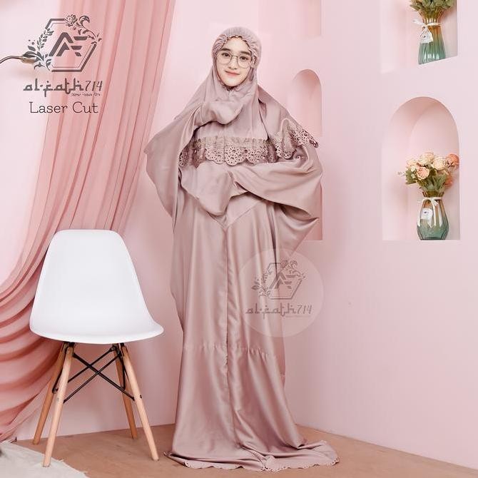 Miliki Mukena Terusan Dewasa Sutra Lasercut Mukena Alfath Kain Lembut Motif Mewah