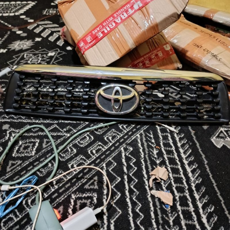 grill rush Terios 2010-2012