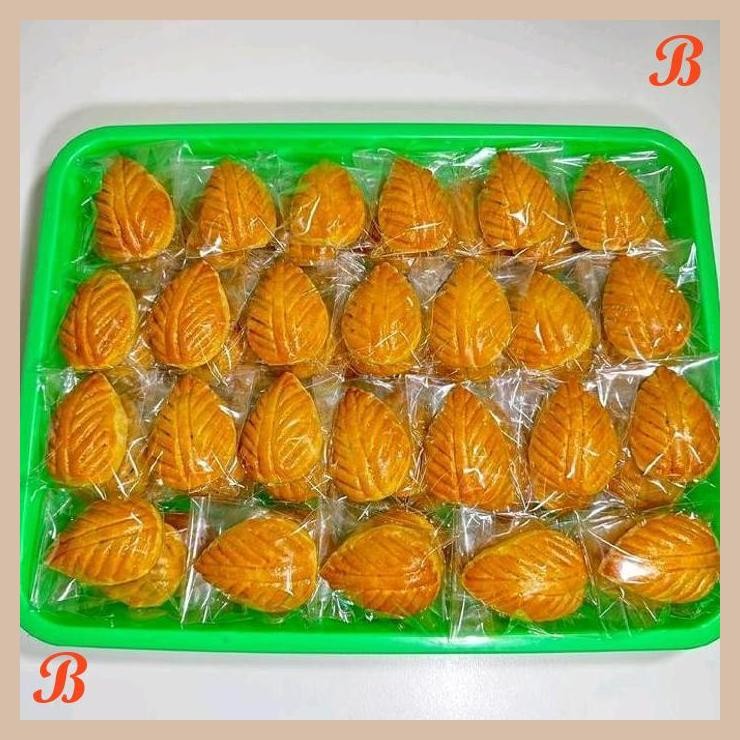 

| NS | DAPUR MAMASAK KUE NASTAR DAUN JUMBO WISMAN ISI 5, 10, 15, 20 KHAS BANGKA TANPA BAHAN PENGAWET / COOKIES NANAS