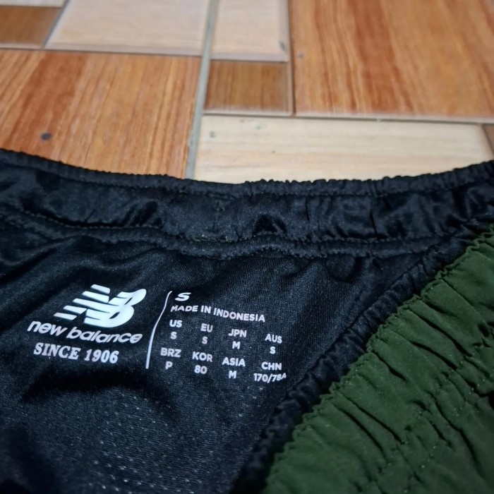 Celana Pendek Lari Pria New Balance Impact Run Short Original