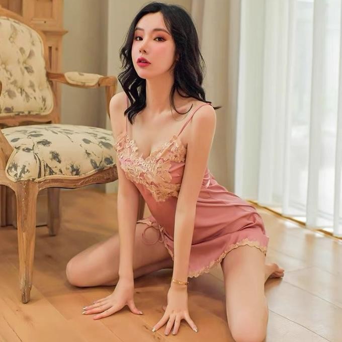 

Lingerie Babydoll Sexy Deep V-Neck Backless Bahan Sutra Imitasi Sl-31 Original