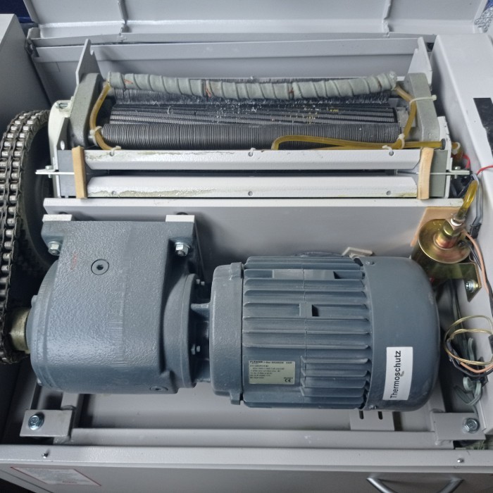 

PROMO! Mesin penghancur Kertas Shredder SEM 266/3 Motor Flender 1.1KW 1.5HP