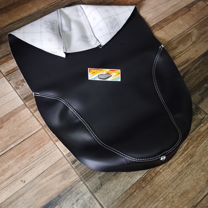 Kulit Jok Motor Mbtech Carerra Vario 110/125/150