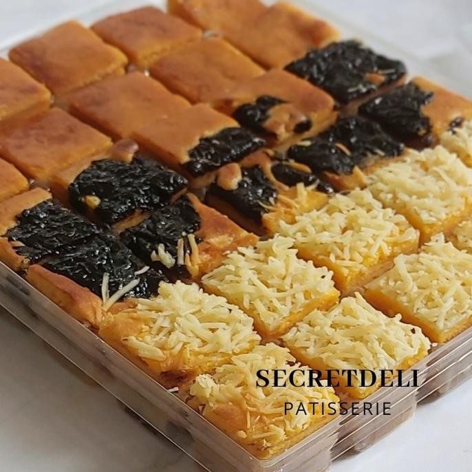 

Best Seller Lapis Legit Bite Size Mix Rasa Secretdeli Terbaik