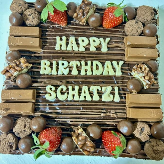 

New Brownies Ulang Tahun Birthday Brownies Pengiriman Cepat