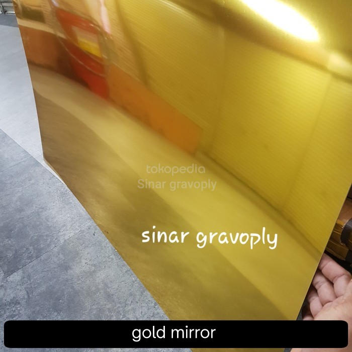 

Gravoply gold mirror teks hitam 120x60cm tebal 1.5mm