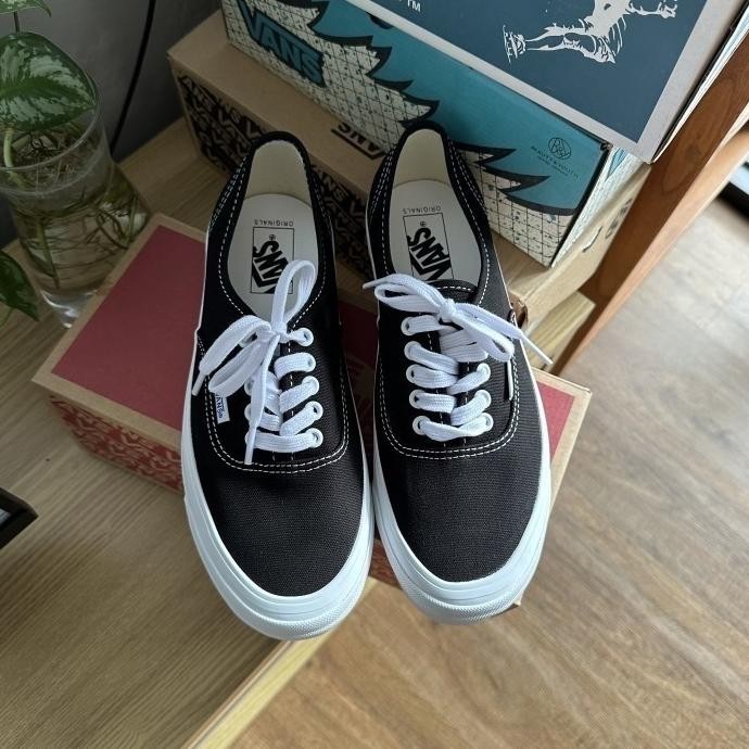 SALE OG AUTHENTIC VAULT LX