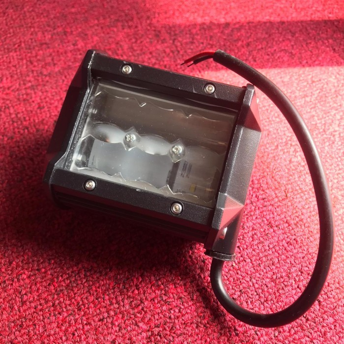 Lampu Sorot Led Cree 6 Mata Universal Motor Mobil - Putih