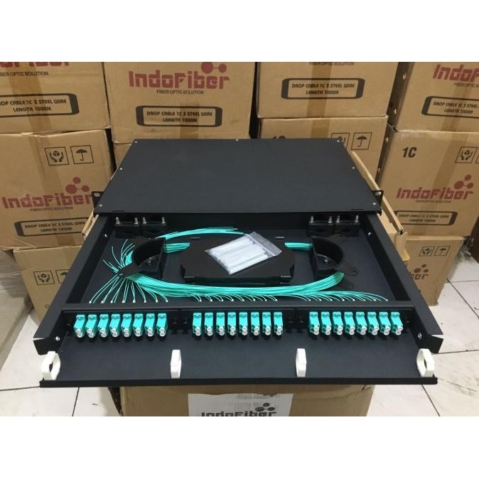 OTB 48 core LC multimode OM3 rackmount sliding + Pigtail