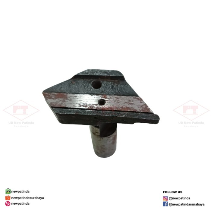 

$+$+$+$+] Lower Knife Slide Stud Dudukan Pisau Bawah Mesin Obras Juki MO