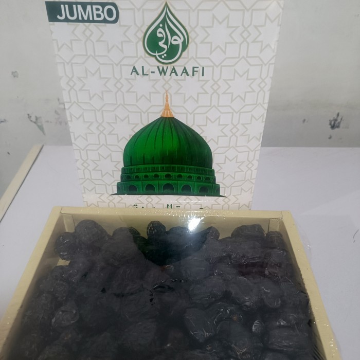 

kurma ajwa jumbo 1 kg