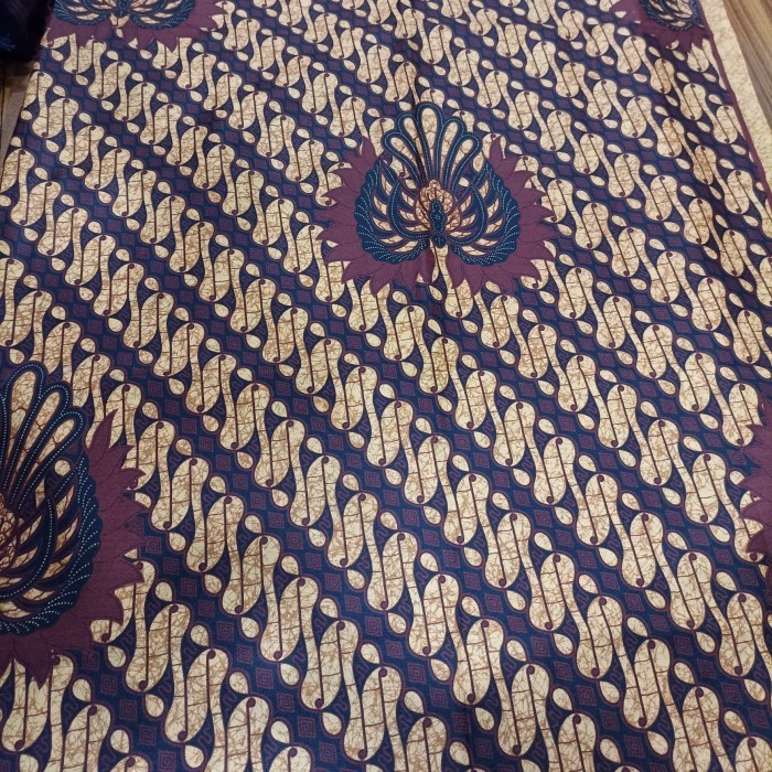 kain batik jarik sogan motif parang garuda