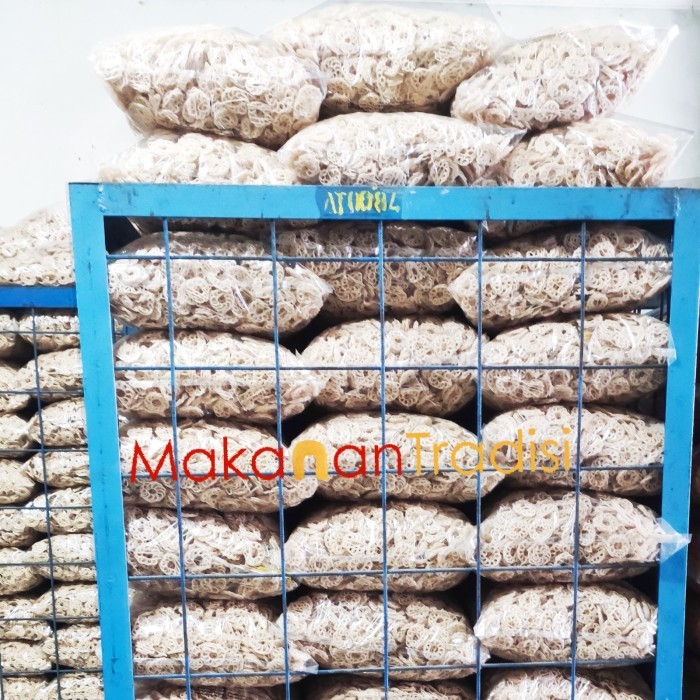 

KERUPUK SEBLAK MENTAH/ KRUPUK SEBLAK VIRAL/ KERUPUK MAWAR 5KG
