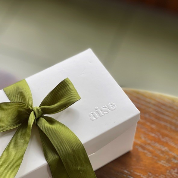 

HAMPERS / PARCEL LEBARAN - PUDDING / KOPI / MINUMAN