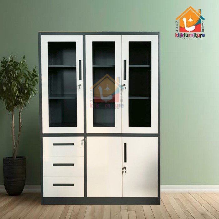 

LEMARI ARSIP BESI 3 PINTU SM 311