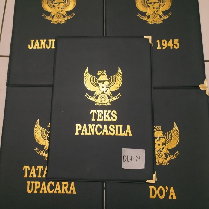 

5 MAP UPACARA BENDERA BAHAN KULIT SINTETIS UNTU SD SMP SMA