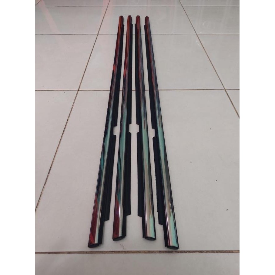 Weather Strip / List Pelipit Pintu Kaca Innova Lama Thn 2012- Chrome