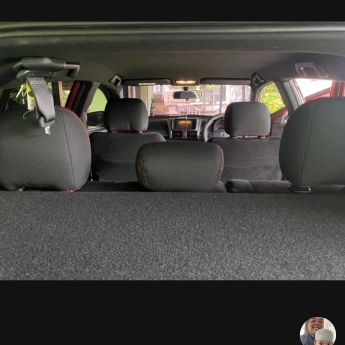 Headrest Jok Belakang Yaris 2013 Up Sandaran Kepala Jok Mobil Toyota.
