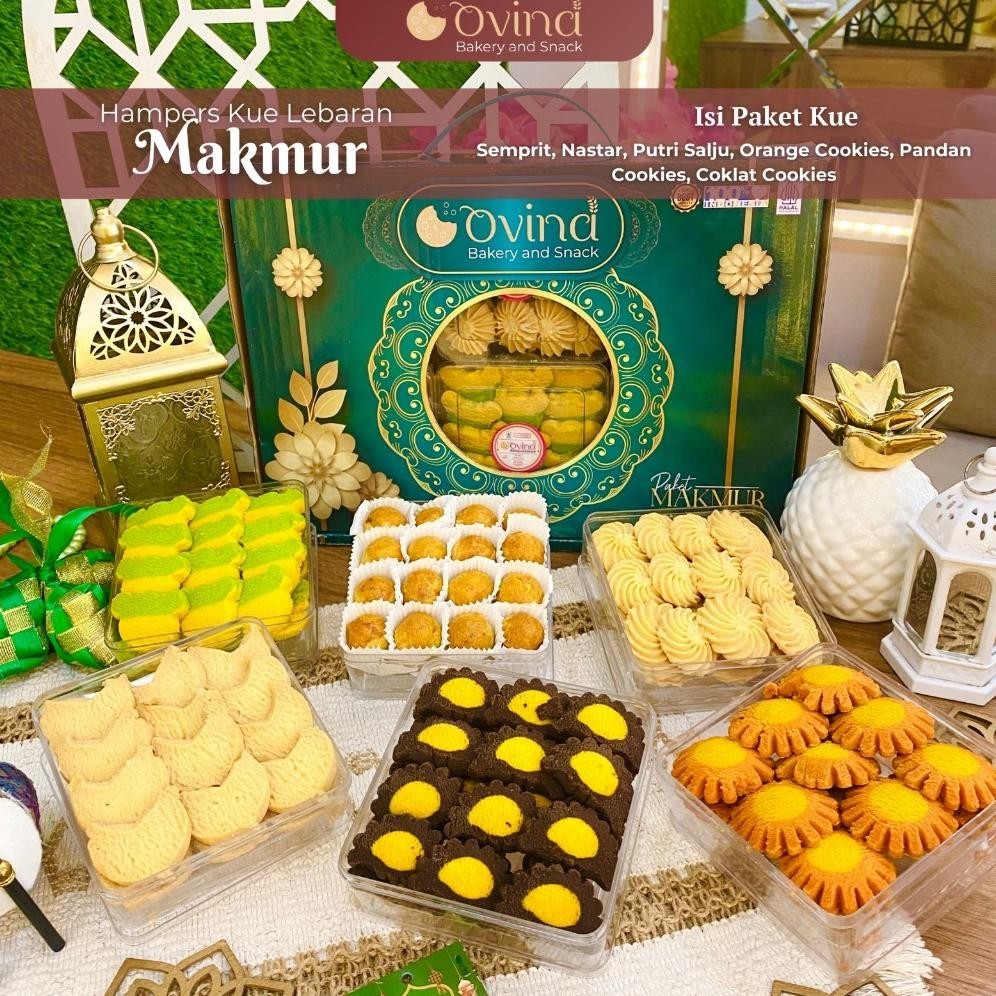 

Promo!!! Paket Platinum Bellarosa / Hampers Kue Kering Platinum Bellarosa / Platinum Series Produksi 2025 Diskon Setengah Harga