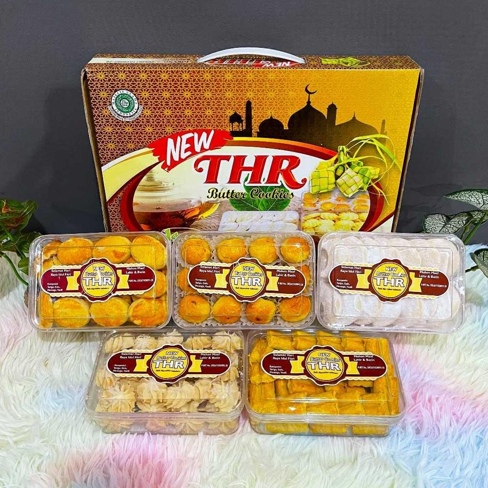 

Paket Kue Lebaran Thr Besar Isi 6 Nastar Coklat Putri Salju Idul Fitri Hampers Parcel Lebaran 1 Terlaris! Produk Ini Banyak Dicari