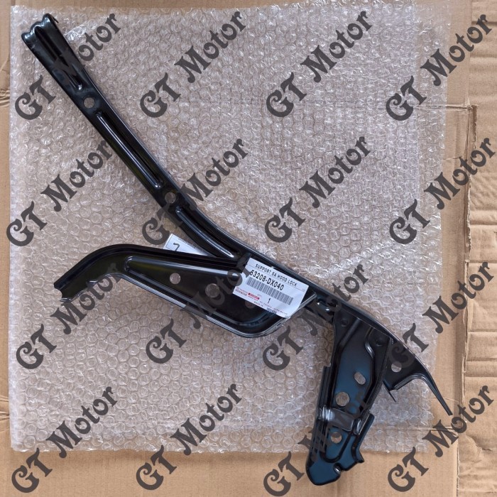 Tiang Lock Kap Mesin Motor Innova 2014 2015