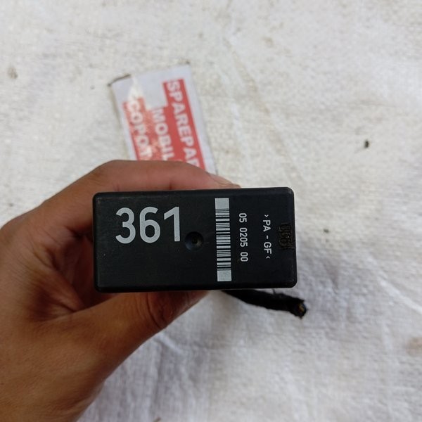 Part Relay Mirror Spion Audi A6 4A0907440 05020500 Berkualitas Second